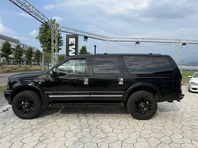 エクスカージョンリミテッド 6.8 V10 4WD