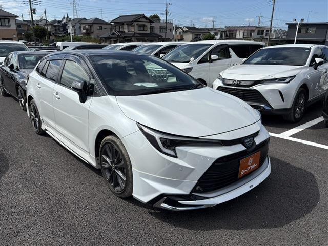 カローラツーリング1.8 ハイブリッド W×B