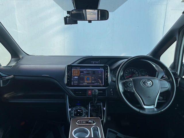 ヴォクシー2.0 ZS 煌II