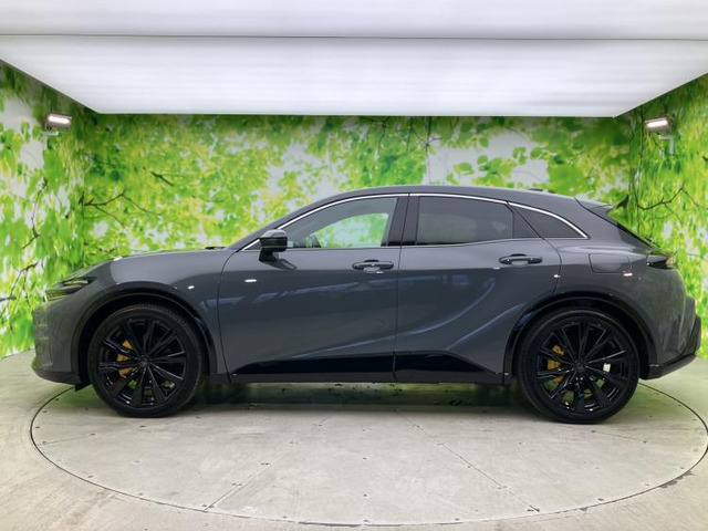 クラウンスポーツ2.5 Z E-Four 4WD