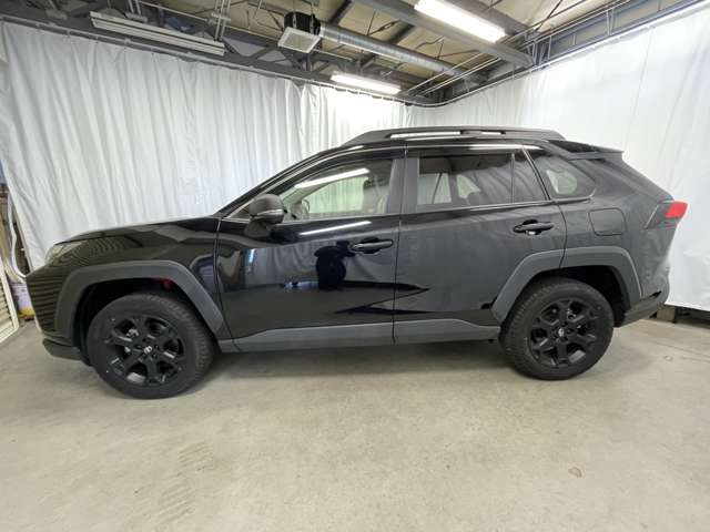 RAV42.5 ハイブリッド アドベンチャー オフロードパッケージ II E-Four 4WD