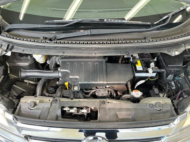 親切・丁寧な専門メカニックスタッフが応対!・車検・点検整備・事故等の修理などアフターサービスも安心。お車のカスタマイズもネクステージのサービススタッフまでご相談ください!