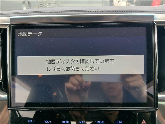 ヴェルファイアハイブリッド 2.5 Z E-Four 4WD