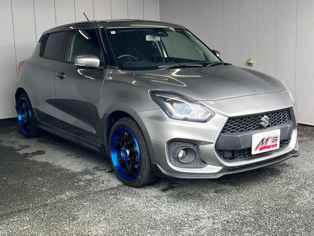 普通車は「サービスカーエムズ 本店」、軽自動車は「サービスカーエムズ 交差店」からお探し頂けます。