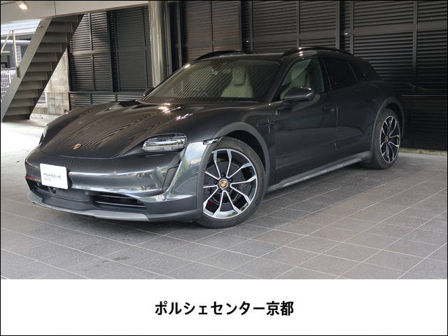 タイカンクロスツーリスモ4S 4+1シート 4WD