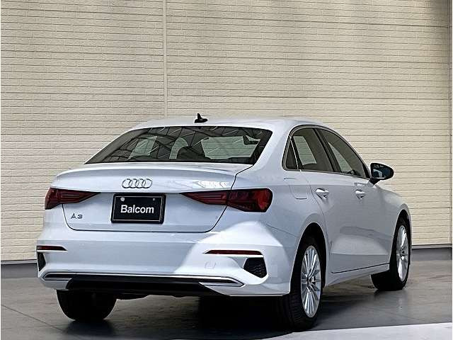 A3セダン30 TFSI アドバンスド