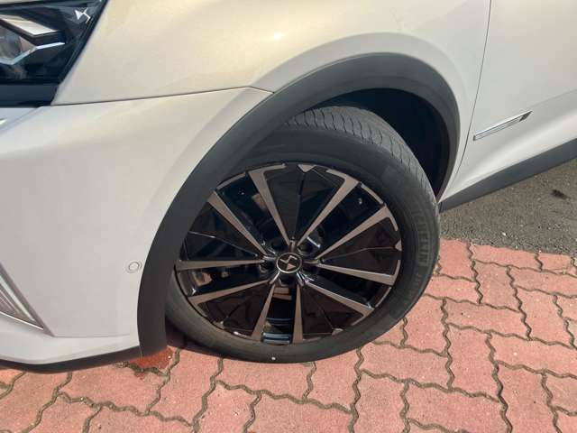 DS7エスプリ ド ヴォヤージュ E-TENSE 4&amp;times;4 4WD