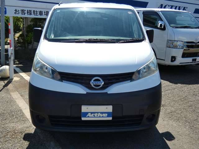 NV200バネットバン1.6 DX