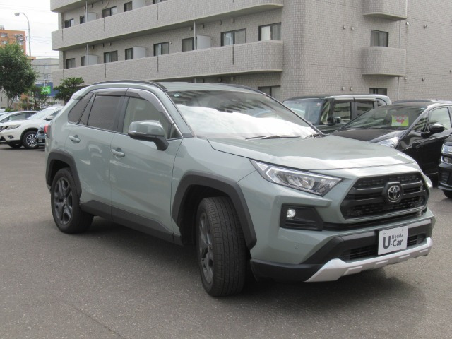 RAV42.0 アドベンチャー 4WD