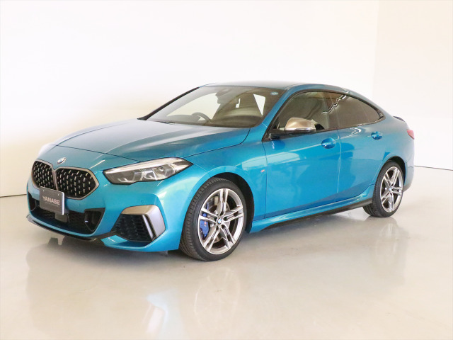 2シリーズグランクーペM235i xドライブ 4WD