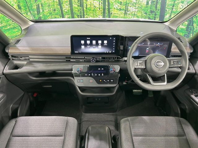 セレナ1.4 e-POWER ハイウェイスターV