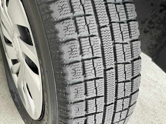 フィット1.3 13G Fパッケージ 4WD