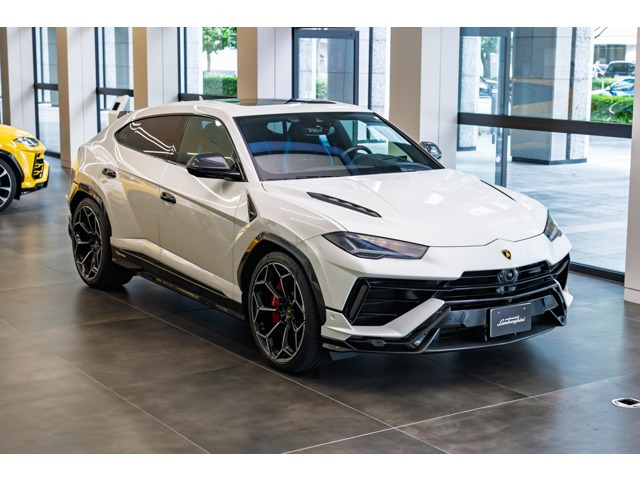 ウルスペルフォルマンテ 4WD