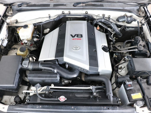 ランドクルーザー1004.7 VXリミテッド 4WD