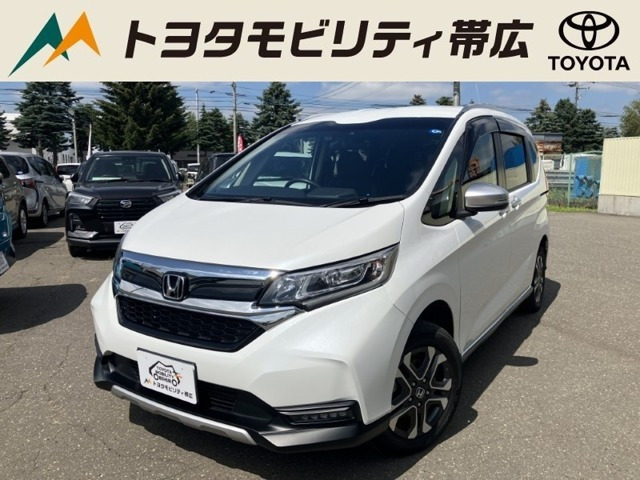 フリード1.5 ハイブリッド クロスター 4WD