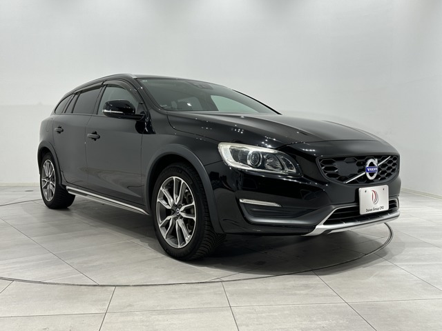 V60クロスカントリーT5 AWD SE 4WD
