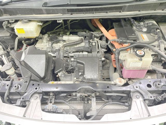 親切・丁寧な専門メカニックスタッフが応対!・車検・点検整備・事故等の修理などアフターサービスも安心。お車のカスタマイズもネクステージのサービススタッフまでご相談ください!