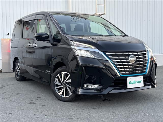 セレナ1.2 e-POWER ハイウェイスターV