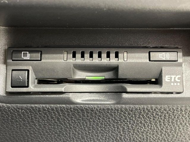 【ETC】高速道路の料金所をストレスなく通過!話題のスポットやサービスエリアに多い「スマートIC」利用時は必須のアイテムです。当店でセットアップを実施、ご納車当日からすぐにご利用いただけます!