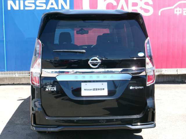 セレナ1.2 e-POWER ハイウェイスターV