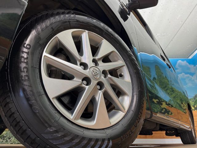 �y�����A���~�z�C�[���z�O�ςɃ}�b�`���������A���~�z�C�[���𑕒����Ă���܂��B�e��ЊO�A���~�z�C�[����A�X�^�b�h���X�^�C�����戵�����Ă���܂��B���񂲑��k����������
