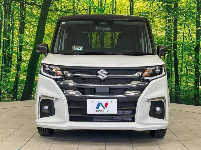 弊社では、全車『修復歴なし』のお車のみ取り扱っております。専任バイヤーによる厳選した仕入れの後、入庫後の車両チェックを行い、ネクステージが認定した高品質な中古車をご提供しております。