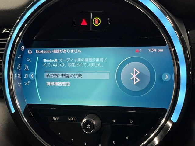 ��Apple Car Play:�X�}�z�Ƃ̗L���ڑ��ŁA�i�r�E�I�[�f�B�I�Đ��ȂǃX�}�z�̃A�v���@�\����ʂł��g����֗��@�\�ł�!