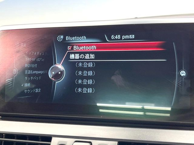 ��Bluetooth:���莝���̃X�}�[�g�t�H���ȂǂƐڑ����A�n���Y�t���[�ʘb��Տꊴ����~���[�W�b�N�Đ������y���݂��������܂��B�����ڑ��ł��̂Ŕς킵��������܂����