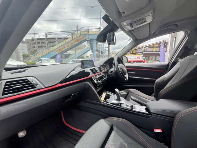 3シリーズセダン320d スポーツ