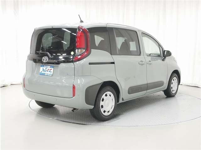 シエンタハイブリッド 1.5 G E-Four 4WD