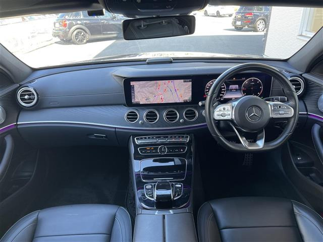 EクラスE220d アバンギャルド AMGライン