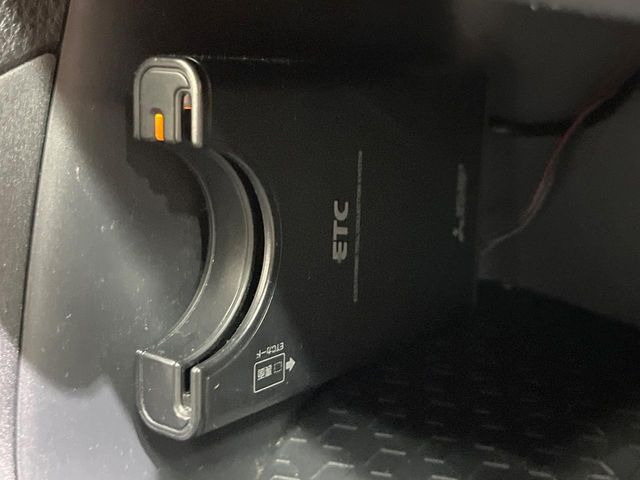 【ETC】高速道路の料金所をストレスなく通過!話題のスポットやサービスエリアに多い「スマートIC」利用時は必須のアイテムです。当店でセットアップを実施、ご納車当日からすぐにご利用いただけます!