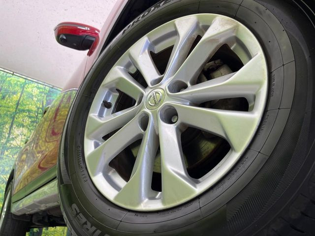 �y����17�C���`�A���~�z�C�[���z�O�ςɃ}�b�`���������A���~�z�C�[���𑕒����Ă���܂��B�e��ЊO�A���~�z�C�[����A�X�^�b�h���X�^�C�����戵�����Ă���܂��B���񂲑��k����������