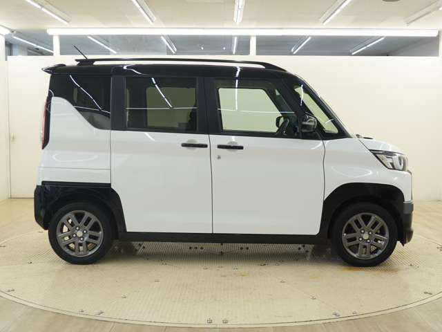 デリカミニT プレミアム 4WD
