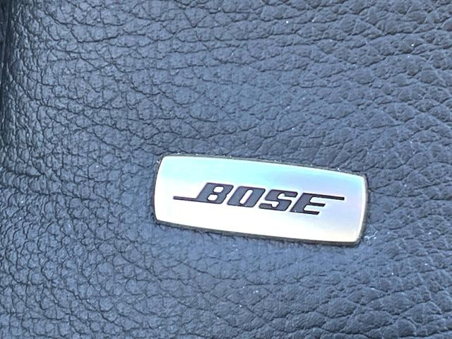 �yBOSE�T�E���h�V�X�e���z���[�J�[�I�v�V�����̍��i�ʃT�E���h�V�X�e���𓋍ځB��p�̃`���[�j���O���{���ꂽ�召�l�X�ȃX�s�[�J�[����ǎ��ȃT�E���h���t�ł��A�Տꊴ���ӂ�鉹����Ԃ����o���܂��B