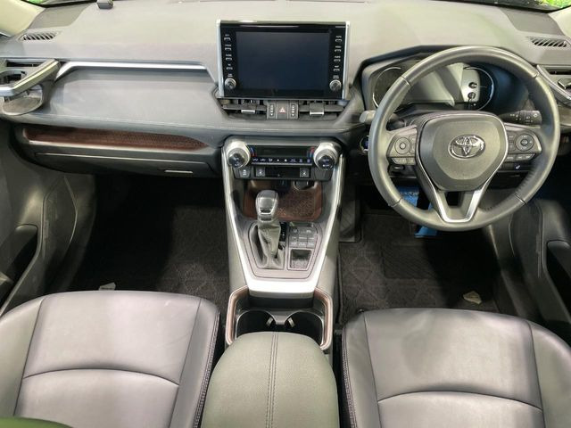 RAV42.0 G 4WD