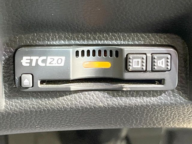 【ETC】高速道路の料金所をストレスなく通過!話題のスポットやサービスエリアに多い「スマートIC」利用時は必須のアイテムです。当店でセットアップを実施、ご納車当日からすぐにご利用いただけます!