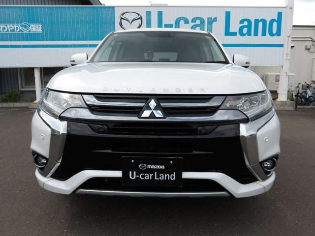 アウトランダーPHEV2.0 G ナビパッケージ 4WD