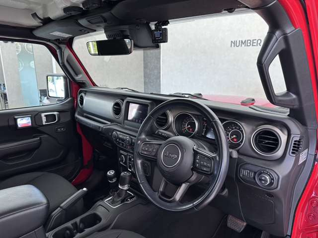 ���ЂɂāA�����N���[�j���O�����{���Ă���܂��̂ŋC�����悭����肢�������܂��B