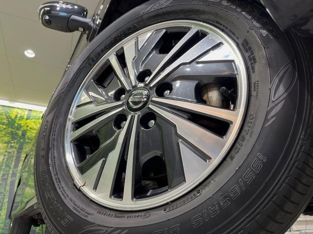 �y����15�C���`�A���~�z�C�[���z�O�ςɃ}�b�`���������A���~�z�C�[���𑕒����Ă���܂��B�e��ЊO�A���~�z�C�[����A�X�^�b�h���X�^�C�����戵�����Ă���܂��B���񂲑��k����������
