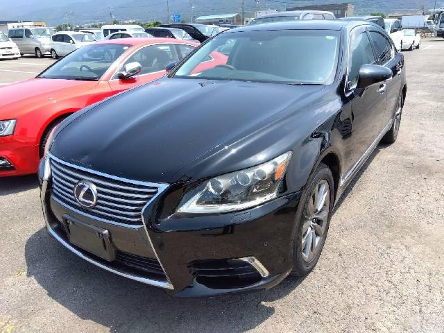 LS600h バージョンC Iパッケージ 4WD