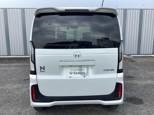 N-BOXカスタムターボ コーディネートスタイル モノトーン