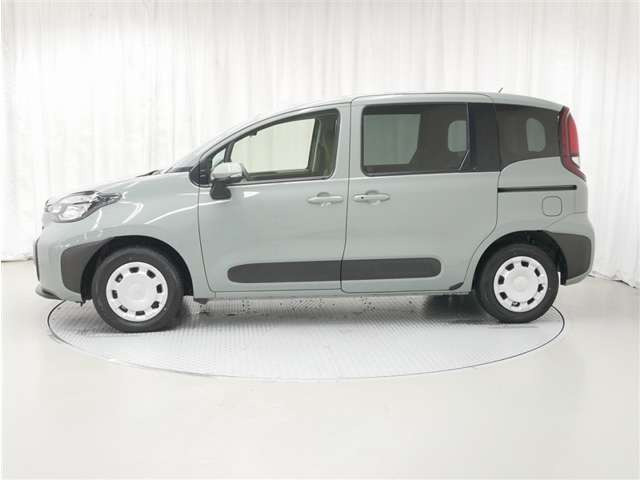 シエンタハイブリッド 1.5 G E-Four 4WD