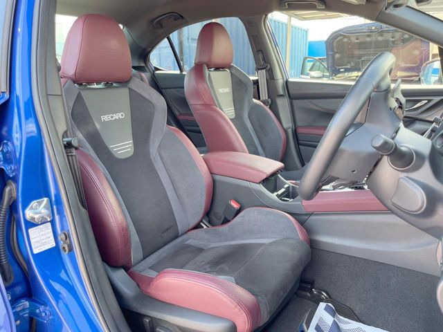�yRECARO���o�P�b�g�V�[�g�z�l�ԍH�w�Ɋ�Â����ʈ����z�ɂ���č��ւ̕��S�Ⓑ���ԉ^�]���̔�J�������y������ڂŃ��J���Ƃ킩��X�|�[�e�B�ȃ��b�N�X�������ł��B