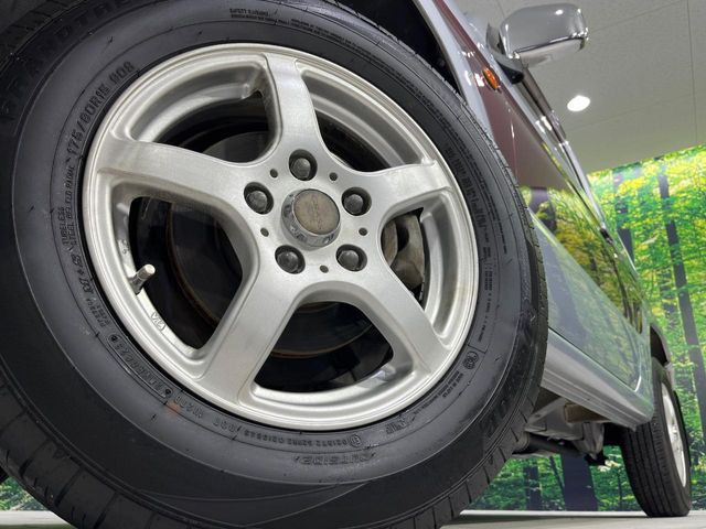 �y15�C���`�A���~�z�C�[���z�O�ςɃ}�b�`�����A���~�z�C�[���𑕒����Ă���܂��B�e��A���~�z�C�[����A�X�^�b�h���X�^�C�����戵�����Ă���܂��B���񂲑��k����������