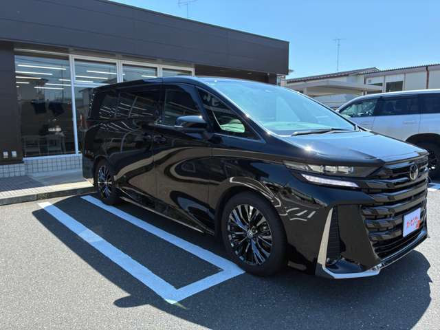 ヴェルファイアハイブリッド 2.5 Z プレミア E-Four 4WD