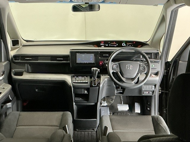 ステップワゴン1.5 スパーダ