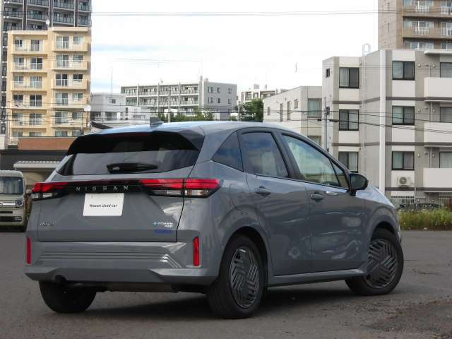 ノート1.2 X FOUR 4WD