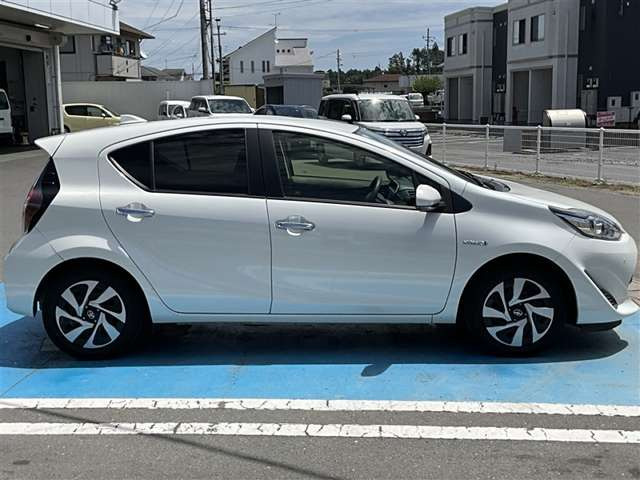 アクア1.5 S スタイルブラック