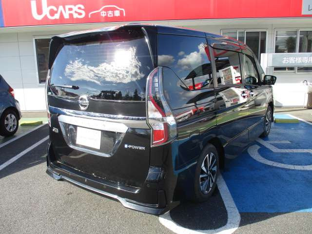セレナ1.2 e-POWER ハイウェイスターV